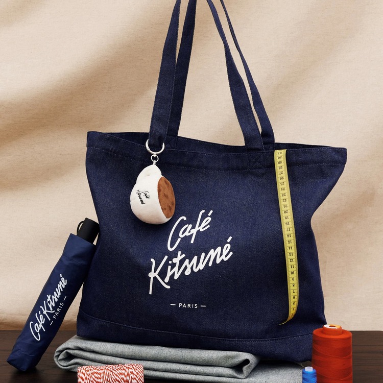 Maison Kitsune�i���]���L�c�l�j�̃V���b�v�j���[�X�u�yCAFE KITSUNE�z�V��R���N�V�����v