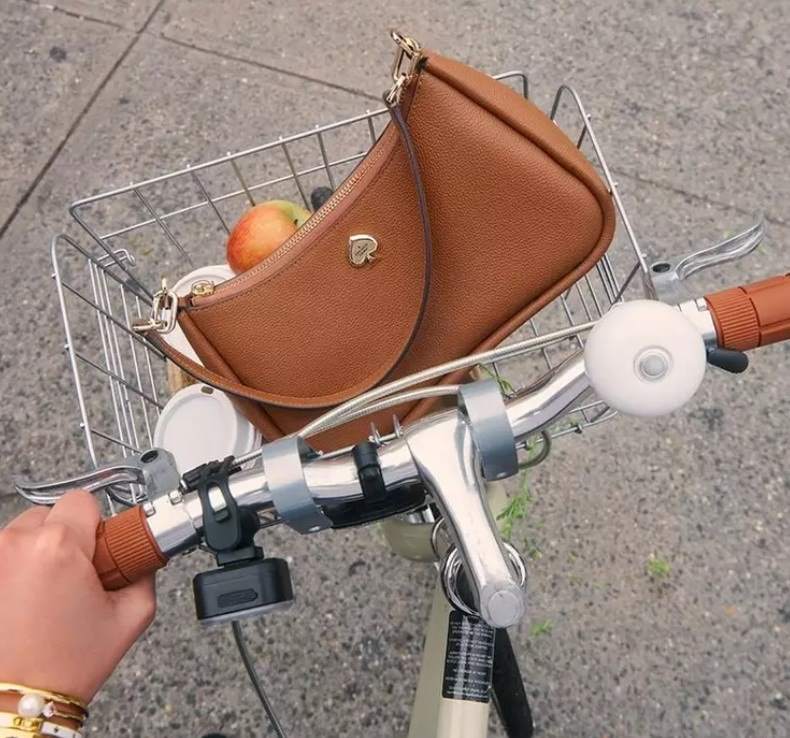 kate spade new yorkiPCgEXy[h j[[Nj̃Vbvj[XuyVzKATESPADE H̃AEgbgVׁv