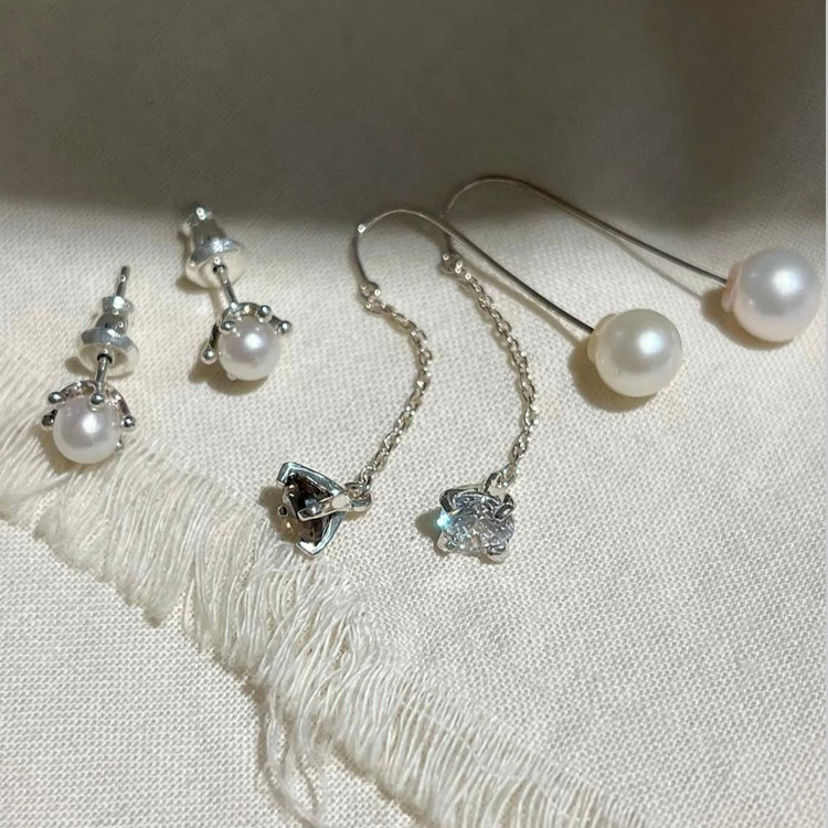 2Pset パールキャッチフープピアス(大)（ピアス（両耳用