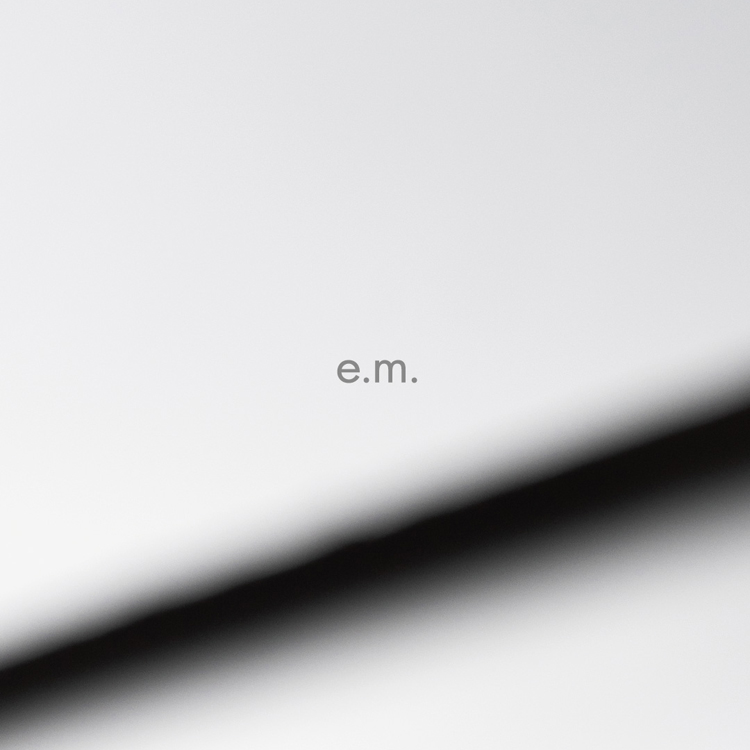 e.m.iC[Gj̃Vbvj[Xuye.m.zîm点v