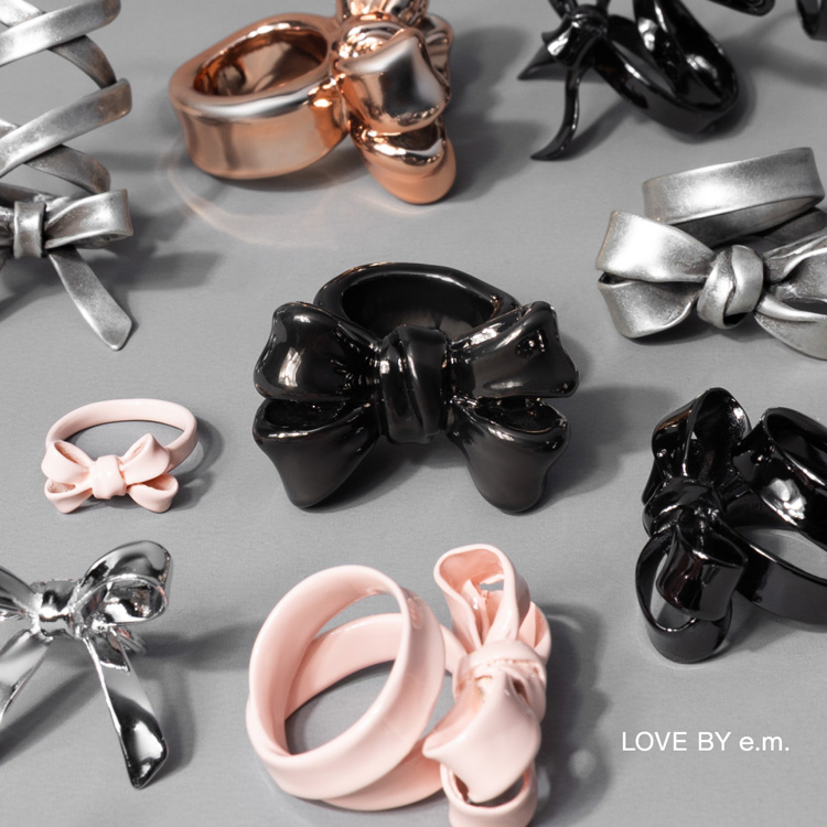 e.m.�i�C�[�G���j�̃V���b�v�j���[�X�uLOVE BY e.m. �v