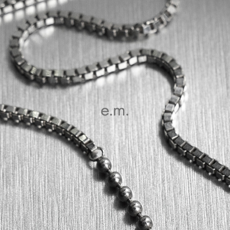 e.m.�i�C�[�G���j�̃V���b�v�j���[�X�u���i����̂��m�点�v