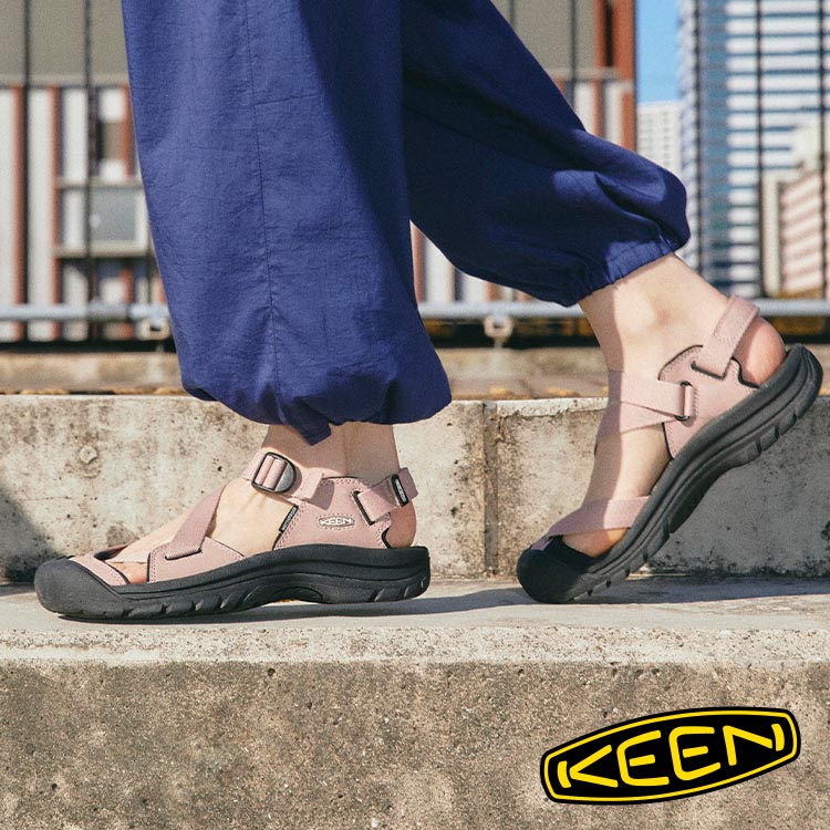 KEEN｜キーンのトピックス「【KEEN 公式】街中もアウトドアもこなせる