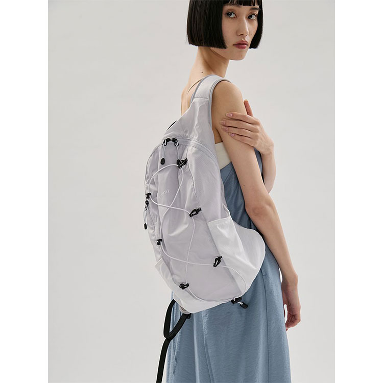 ONLINE限定カラー】eco 撥水ギャザーボディーバックパック（バック