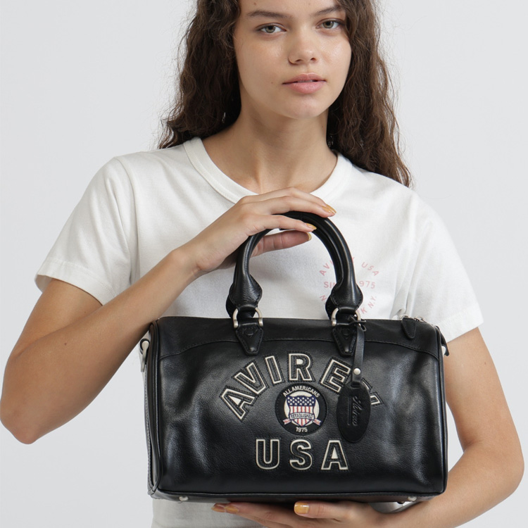 AVIREX WOMAN�i�A���B���b�N�X �E�[�}���j�̃V���b�v�j���[�X�uVARSITY LEATHER BAG COLLECTION�v