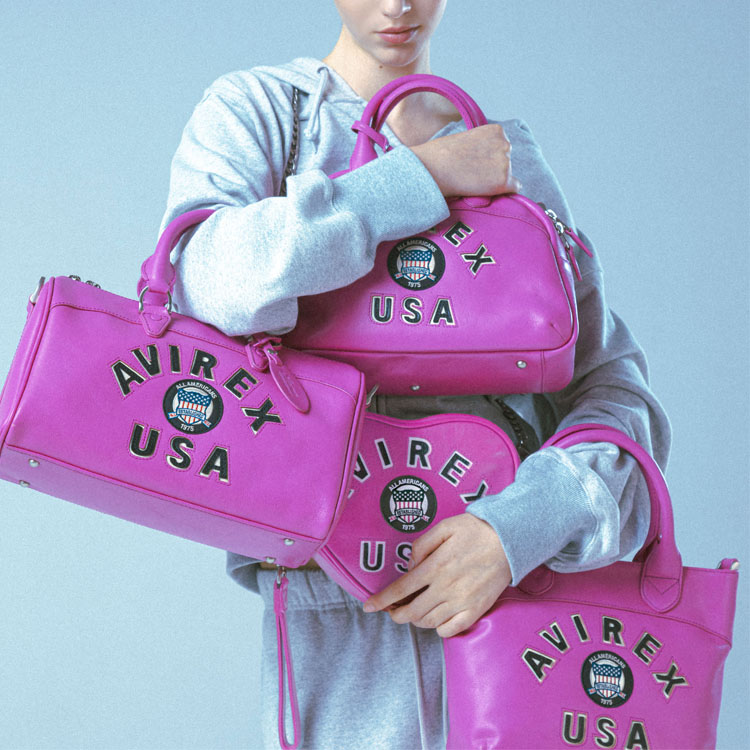AVIREX WOMAN�i�A���B���b�N�X �E�[�}���j�̃V���b�v�j���[�X�u"ICONIC"VARSITY BAG SELECTION�v