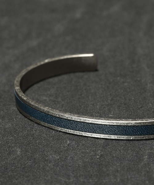 SABLE CLUTCH�i�Z�[�u���N���b�`�j�̃V���b�v�j���[�X�u�R�[�f�ɉ����邾���ŋC����V�I ��������������Ȗ؃��U�[�ƃA���e�B�[�N�d�グ�̃��^�����R���r�����o���O��/�u���X���b�g�I�v