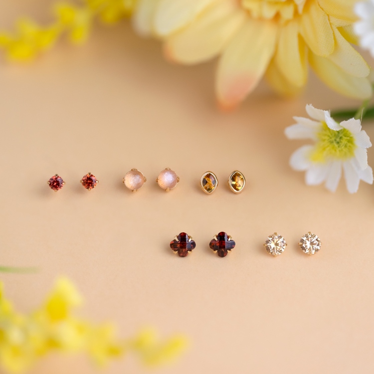 K18リリィカットガーネット セカンドピアス（ピアス（両耳用