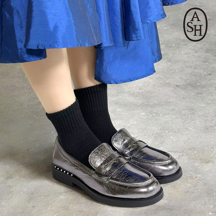 ASHiAbVj̃Vbvj[Xu[hɃL}wVo[[t@[xv