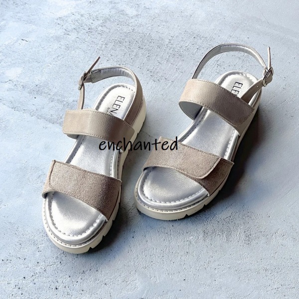 enchanted�i�G���`�����e�b�h�j�̃V���b�v�j���[�X�u���~�����̂́A�y�₩�T���_���i�G���`�����e�b�h�j�v