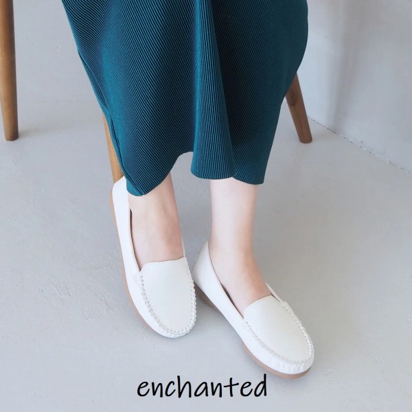 enchanted�i�G���`�����e�b�h�j�̃V���b�v�j���[�X�u�Ă���H�܂ŗ���郍�[�t�@�[�i�G���`�����e�b�h�j�v