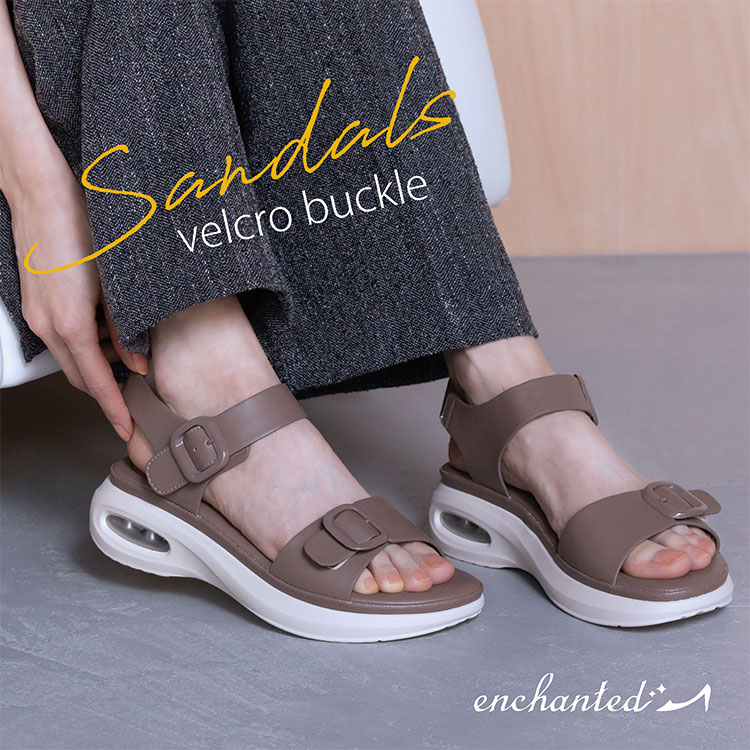enchanted�i�G���`�����e�b�h�j�̃V���b�v�j���[�X�u�c�����y�₩�ɁA�H�܂ŗ�����T���_���i�G���`�����e�b�h�j�v