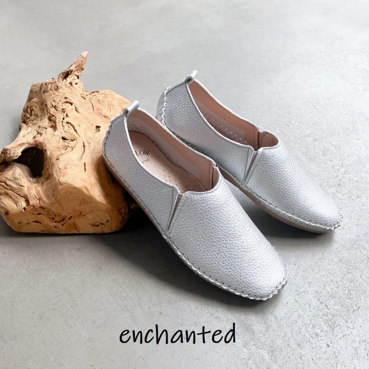 enchanted�i�G���`�����e�b�h�j�̃V���b�v�j���[�X�u�H�̂͂��܂�́A�X�j�[�J�[���X���b�|���i�G���`�����e�b�h�j�v