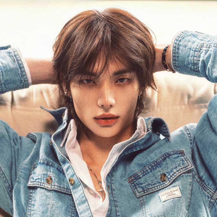 GUESS�i�Q�X�j�̃V���b�v�j���[�X�u�yGUESS JEANS�zStray Kids �q�����W�� ���p�A�C�e���������I�v