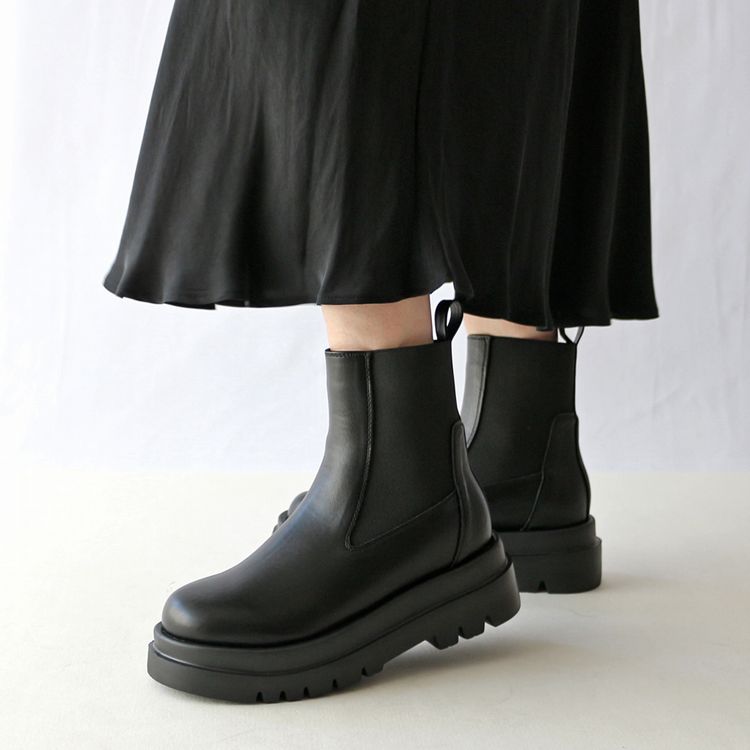 Fin｜フィンのトピックス「＼New arrival／絶対GETしたいトレンドブーツはコレ！」 - ZOZOTOWN