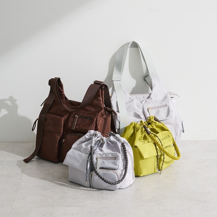 10ポケBag】収納アドバイザー監修ショルダーバッグ（ショルダーバッグ