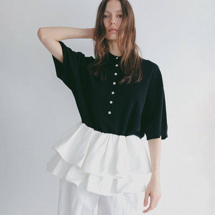 CLANE�i�N���l�j�̃V���b�v�j���[�X�u���[�Y�V���G�b�g�̃j�b�g�|���g�b�v�X�B�S�̓I�ɃI�[�o�[�T�C�Y�ő̂̃��C�����E��Ȃ������b�N�X�V���G�b�g�ɁB�v