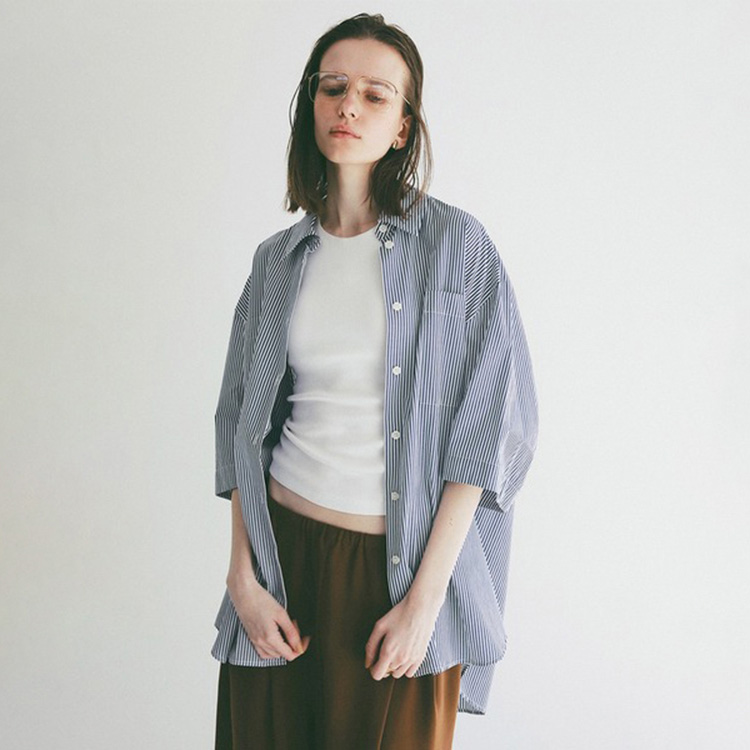 CLANE�i�N���l�j�̃V���b�v�j���[�X�u�����Ƃ�����i�ȕ������̖�100%�f�ނ��g�p����HUGE SHIRTS�B���|�P�b�g��CL���S�h�J���{���܂����B�v