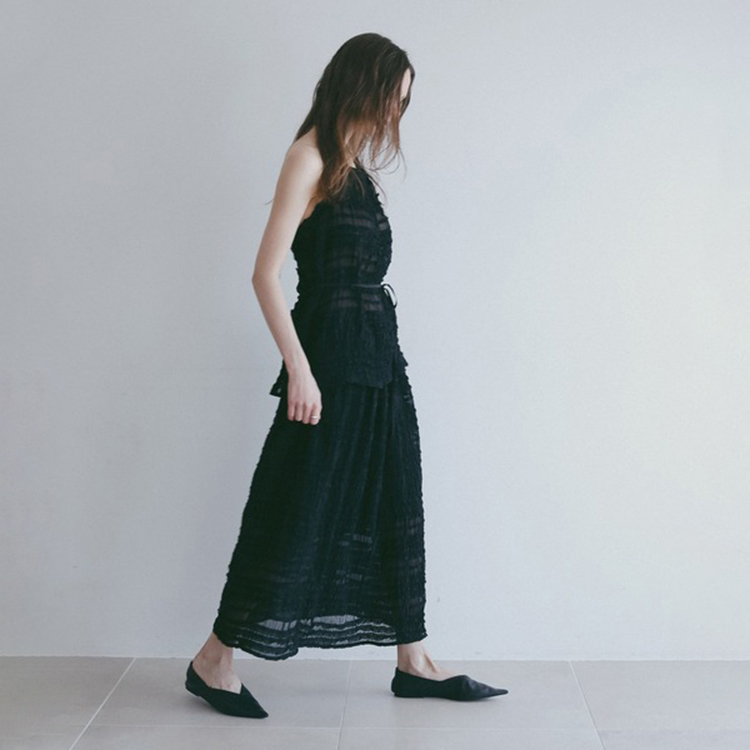 CLANE�i�N���l�j�̃V���b�v�j���[�X�uSHIRRING HALTER NECK TOPS & MIDI SKIRT �v