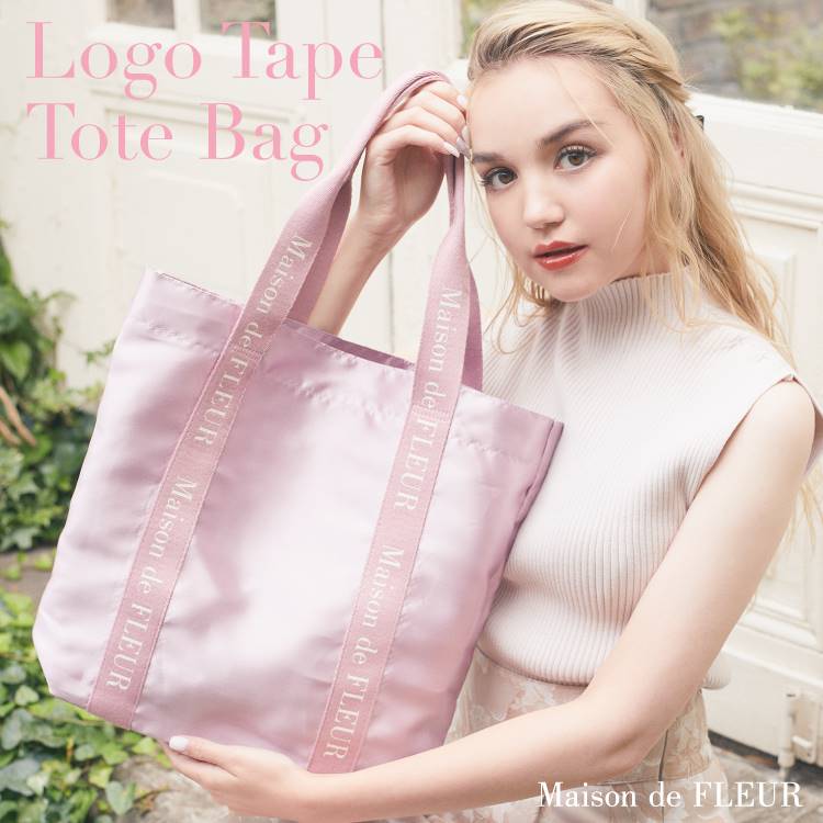 Maison de FLEUR｜メゾン ド フルールのトピックス「【Logo Tape Tote Bag】ハンドル部分にロゴプリントを施した ...
