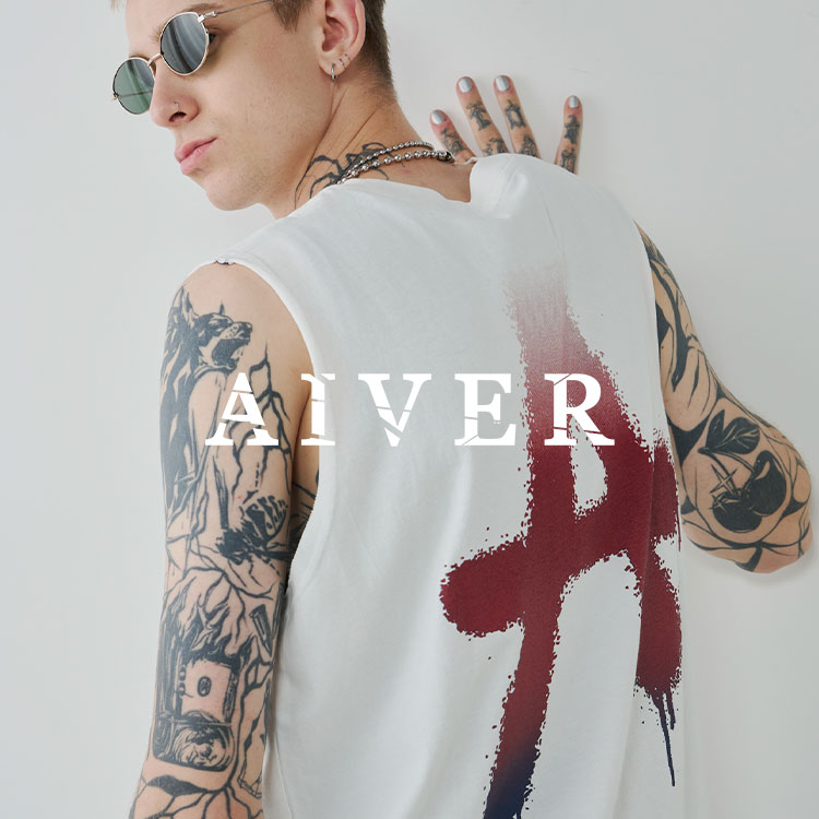 CASPER JOHN AIVERiLXp[W ACo[j̃Vbvj[Xuym[X[uTVczAIVER AOf[VN/S TEEv