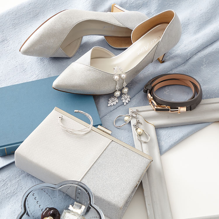 AIMER�i�G���j�̃V���b�v�j���[�X�u�h���X�A�b�v�X�^�C���ɂ������߂̃R�[�f�B�l�[�g�A�C�e���v