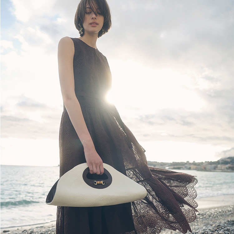 ANAYI�i�A�i�C�j�̃V���b�v�j���[�X�u�yANAYI�zSummer Dress�b�y�₩�Ɋy���ށA���Ẵh���X�R���N�V���� �v
