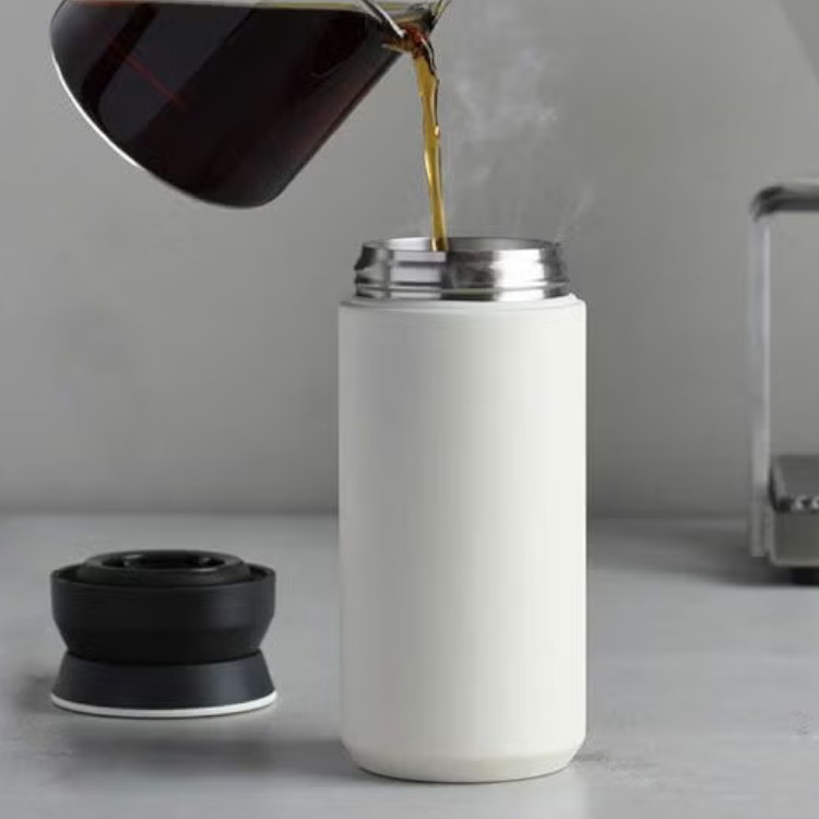 HIGHTIDE�i�n�C�^�C�h�j�̃V���b�v�j���[�X�u�O�o���y�����Ȃ鐅���E�{�g���R���N�V�����v