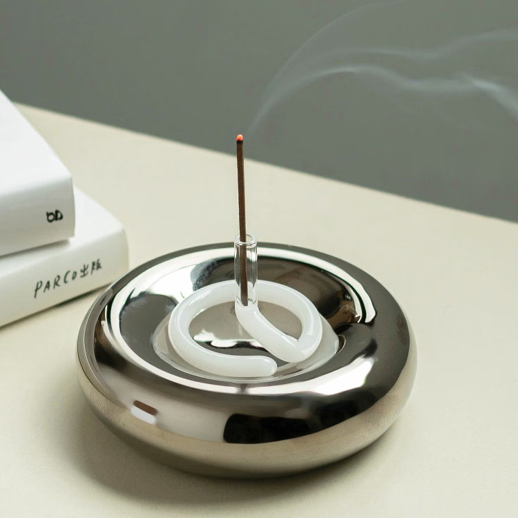 HIGHTIDE�i�n�C�^�C�h�j�̃V���b�v�j���[�X�u�����̎��Ԃ����邨�����āE�g���C���W�v