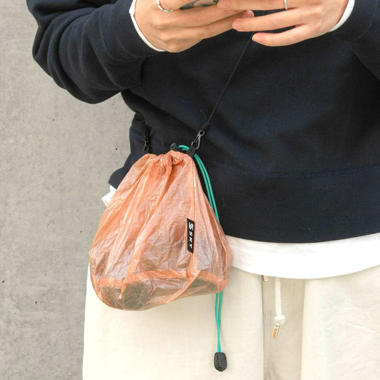 HIGHTIDE�i�n�C�^�C�h�j�̃V���b�v�j���[�X�u�y�₩�Ɏ��Ă�A�����̃o�b�O���W�v