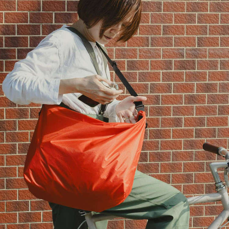 HIGHTIDE�i�n�C�^�C�h�j�̃V���b�v�j���[�X�u�J�̓������K�ɉ߂������߂̖h���A�C�e���v