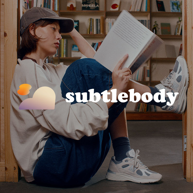 WISMiEBYj̃Vbvj[Xu{fr[IڃjZbNXuhusubtlebodyvIv