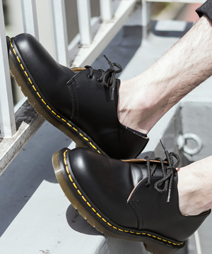 dr martens 20 off