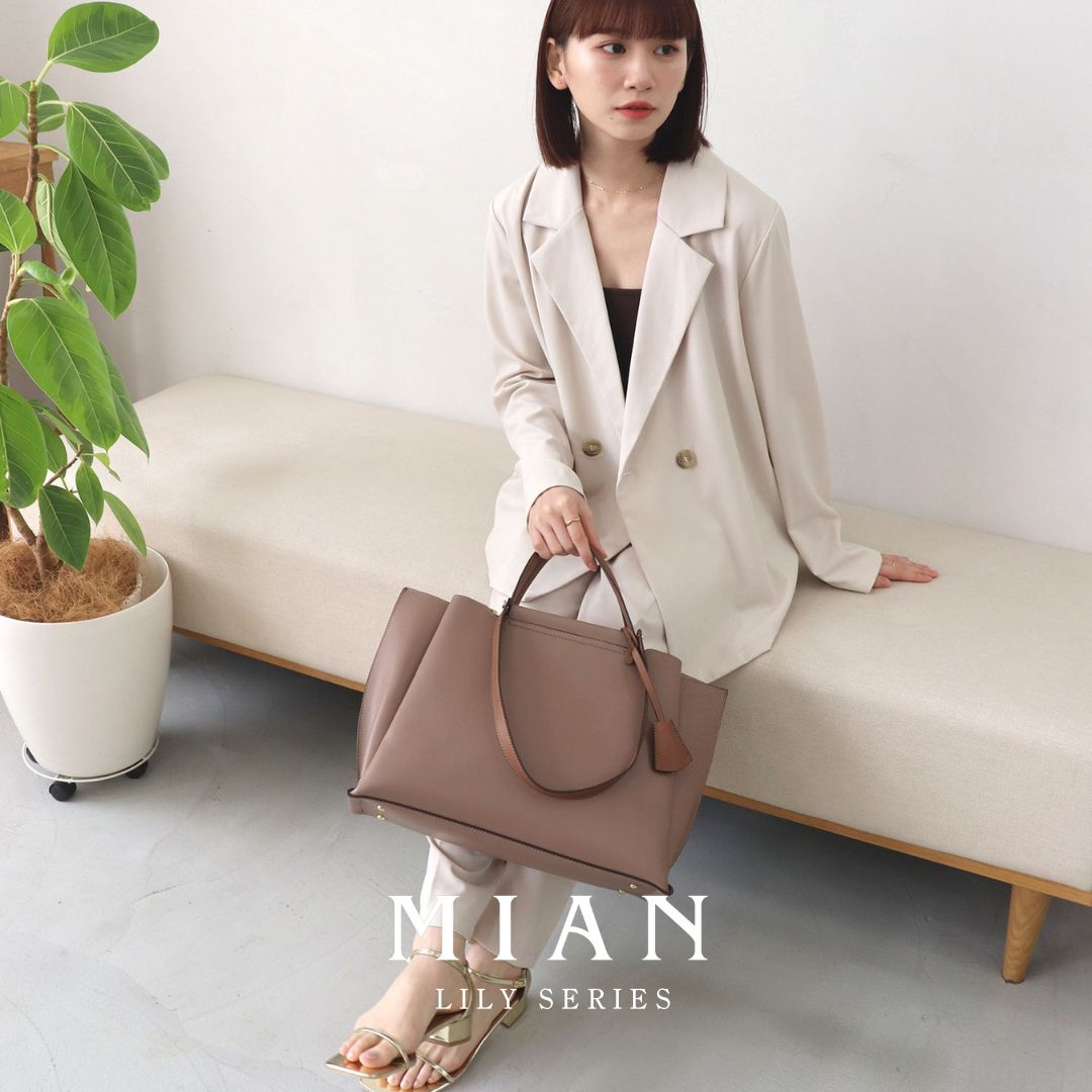 LILY / 横型A4トートバッグ(トートバッグ)|MIAN (ミアン)の LILY / 横型A4トートバッグ(トートバッグ)|MIAN (ミアン)の