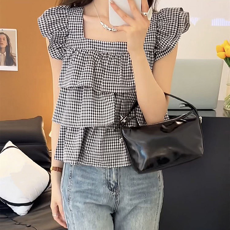 BENDER TOKYO�i�x���_�[�g�E�L���E�j�̃V���b�v�j���[�X�u�_1���Ŏ�����̑�l�����^�t�����g�Ɏ{�����ґ��3�i�̃e�B�A�[�h�t�������ڂ��䂭�m�[�X���[�u�u���E�X�v