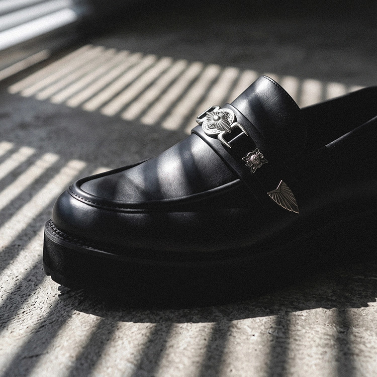 BENDER TOKYO�i�x���_�[�g�E�L���E�j�̃V���b�v�j���[�X�u�w�E�G�X�^���X�^�b�Y�����A�݂��P���x�X���b�N�X����f�j���܂ŁA��������X�^�C�����i�グ���郍�[�t�@�[�v