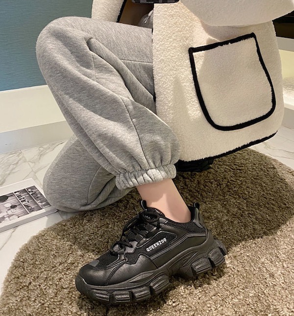 Device デバイスのトピックス スニーカーが人と被るのがイヤ 合わせやすくて被らないシューズ Zozotown