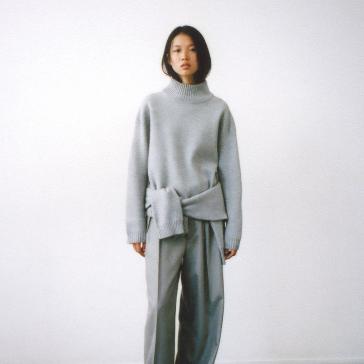 TOMORROWLANDigD[hj̃Vbvj[XuH~C܂A߃jbgWIv