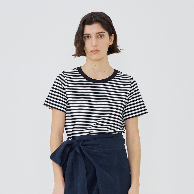 TOMORROWLAND�i�g�D�����[�����h�j�̃V���b�v�j���[�X�u�i�悭�����AT�V���c���W�v