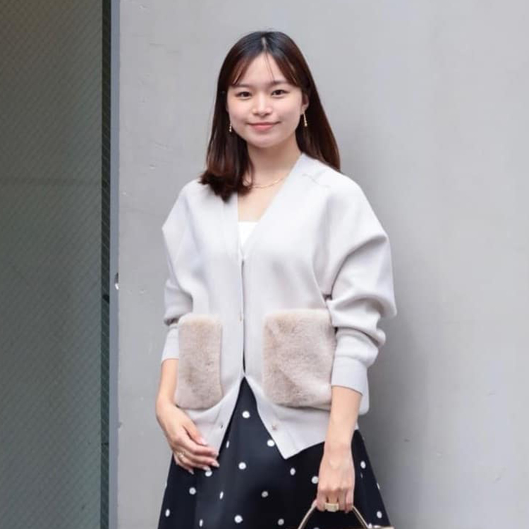 TOMORROWLAND�i�g�D�����[�����h�j�̃V���b�v�j���[�X�u�X�^�b�t�������߁IMUST BUY KNIT�I�I�v