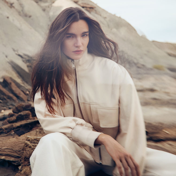 ALLSAINTS�i�I�[���Z�C���c�j�̃V���b�v�j���[�X�u�yALLSAINTS�z26SS�V������X�Ɠ��ג��I���U�[�W���P�b�g���W�I�v