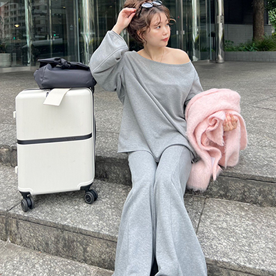 オフショルダーカットトップス（Tシャツ/カットソー）｜styling
