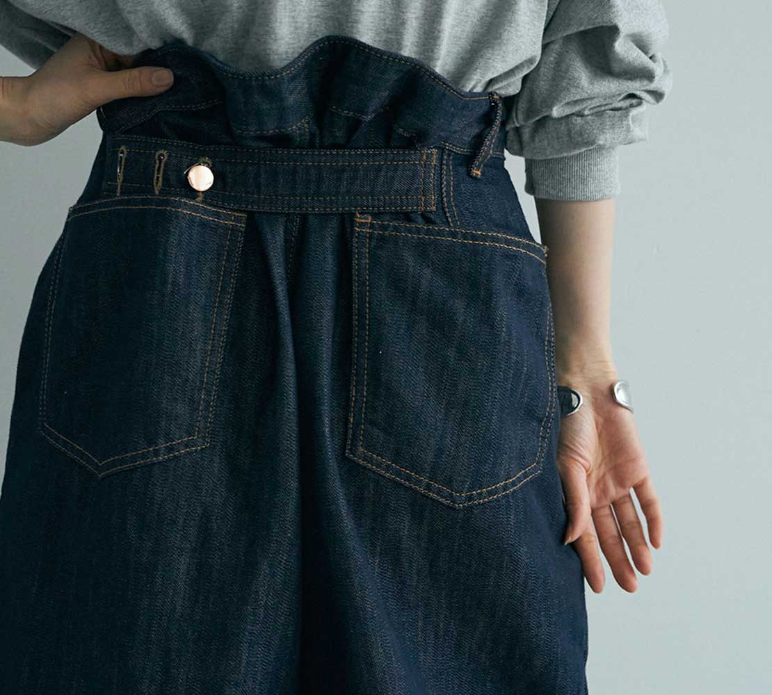 TUCK DENIM（デニムパンツ）｜marjour（マージュール）のファッション