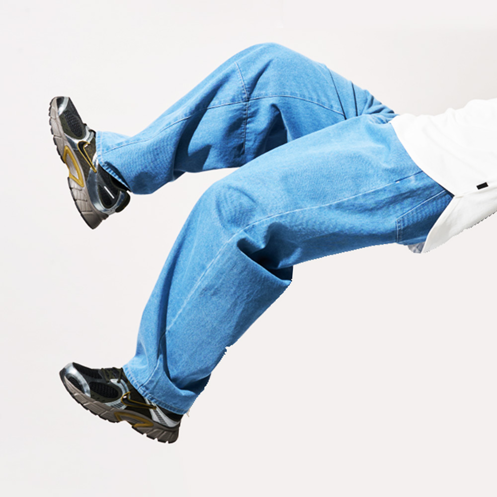 a.v.v�i�A�[�E���F�E���F�j�̃V���b�v�j���[�X�u�X�^�C���ɐV�N���������āv