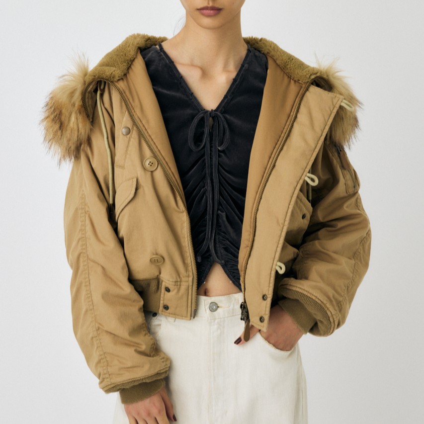 MOUSSYi}EW[j̃Vbvj[XuyMOUSSYz2025 AW OUTER COLLECTIONv