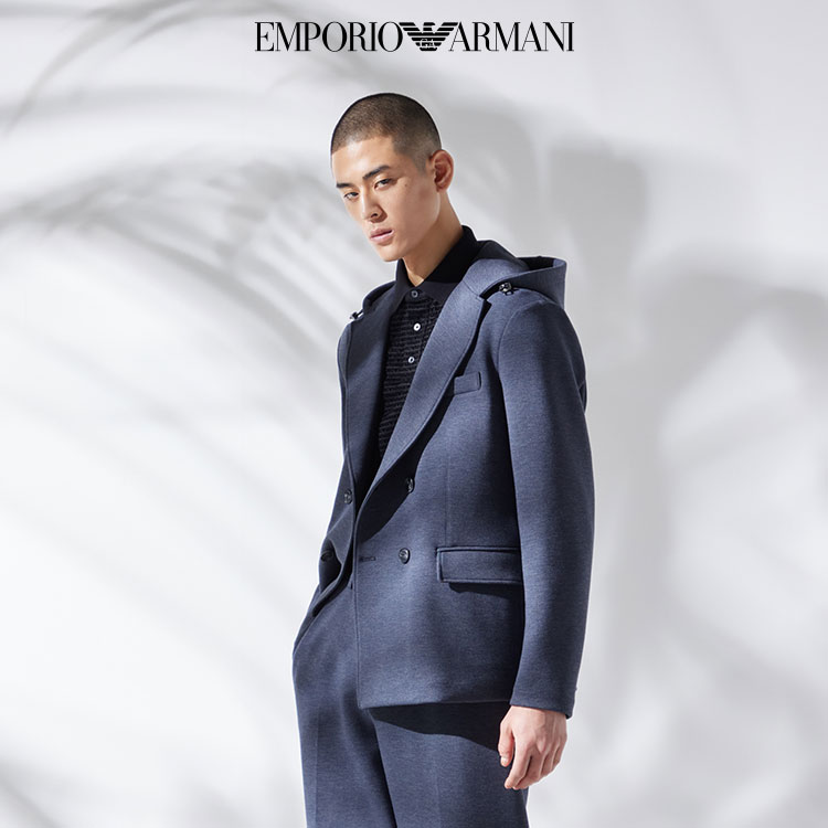 EMPORIO ARMANI 春物ジャケット紺色