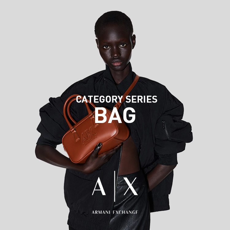 未使用品⭐︎バーニーズニューヨーク　CFCL　黒ショルダーバッグ ハイダウェイニコル HIDEAWAYS NICOLE ミニスクエアショルダー