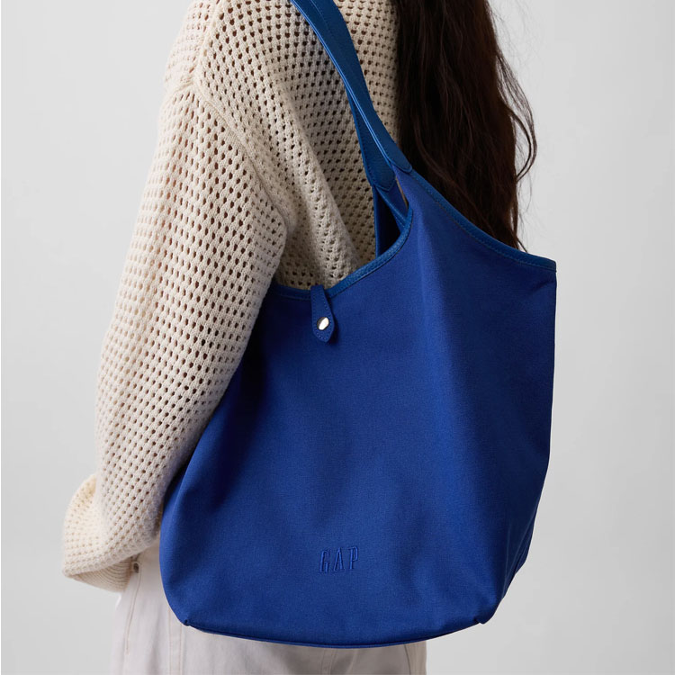 GAP�i�M���b�v�j�̃V���b�v�j���[�X�u�yGAP�z�R�[�f�̃A�N�Z���g�ɁB�y�₩�Ɋy���ޏt�o�b�O�v