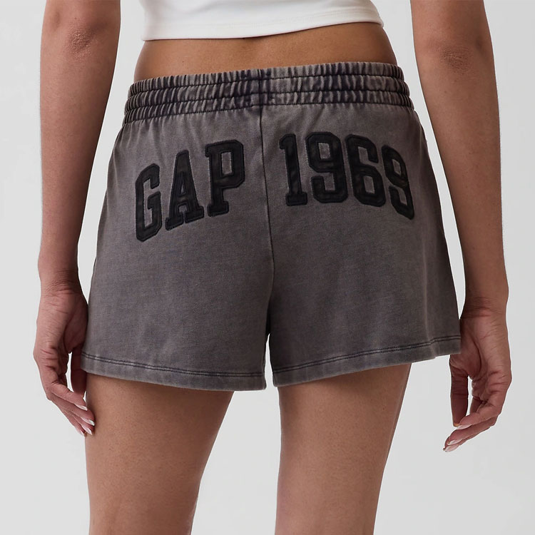 GAP�i�M���b�v�j�̃V���b�v�j���[�X�u������Ă܂Ŋ���I�V���[�g�p���c�R���N�V�����v