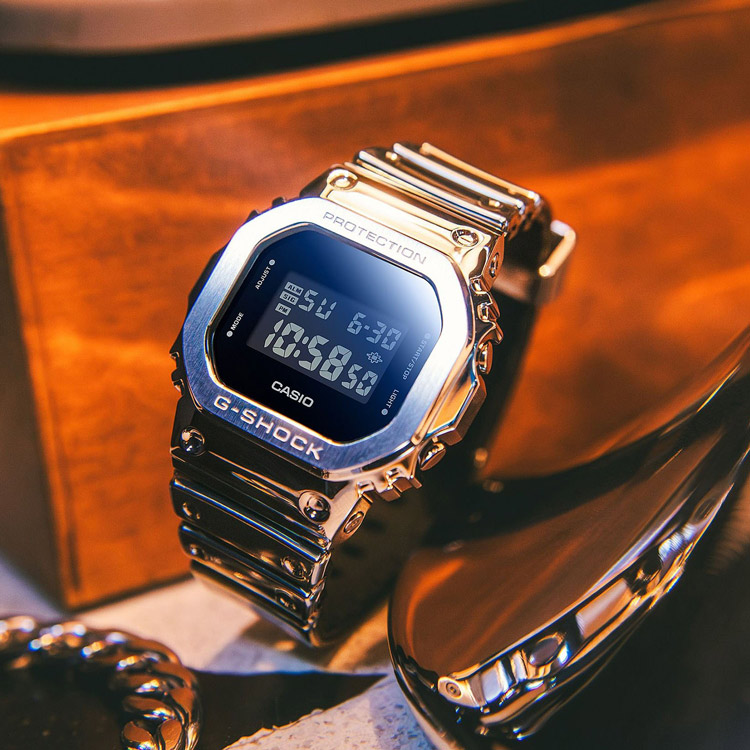 CASIO Collection / W-221H-1AJF（デジタル腕時計）｜CASIO（カシオ